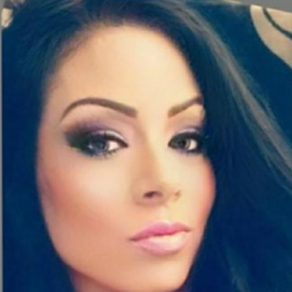 Meet your Posher, Amanda(Mandy) - Picture 2 of 7